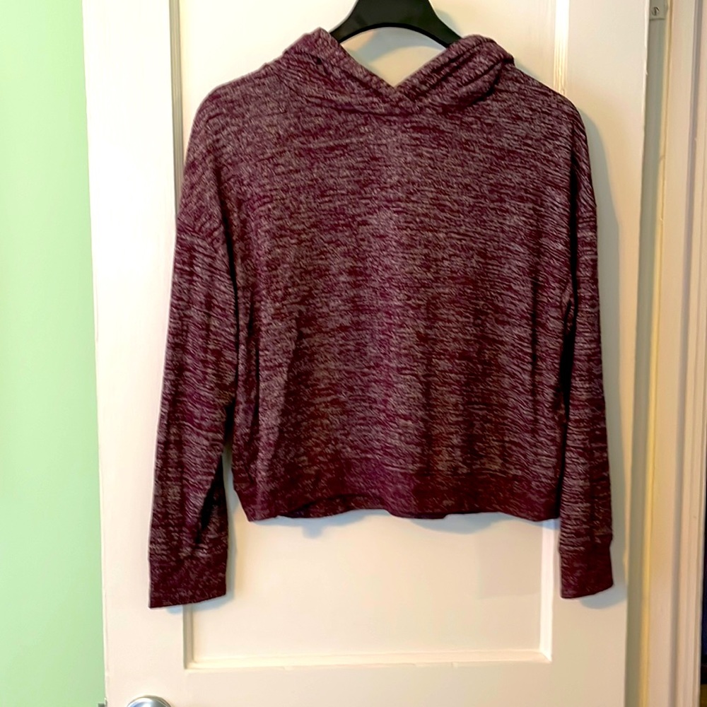 Gap cropped hoodie!
